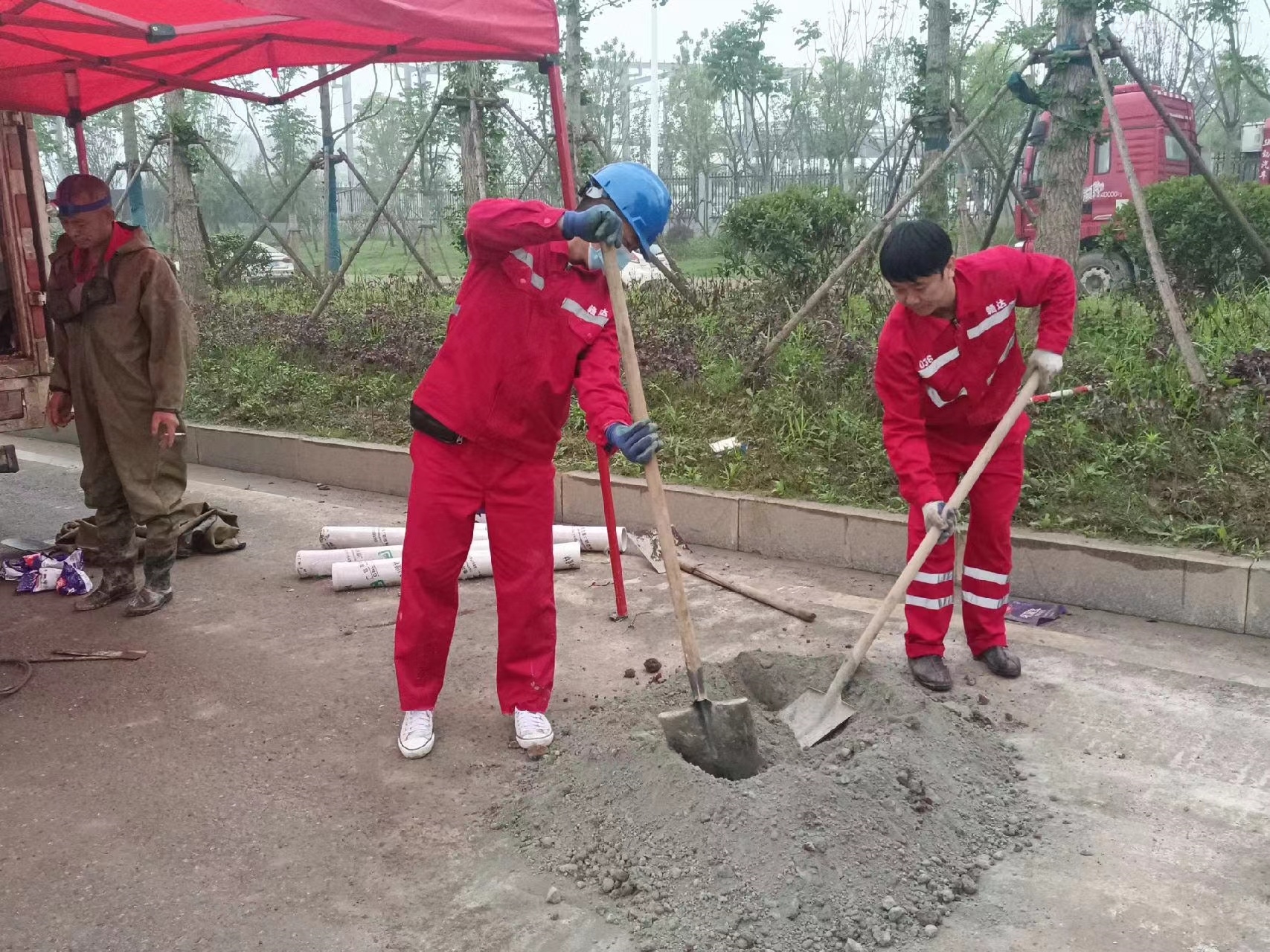 冕宁管道疏通哪家好】及时进行市政管道清淤